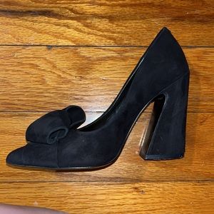 Nine West black suede pumps thick heel